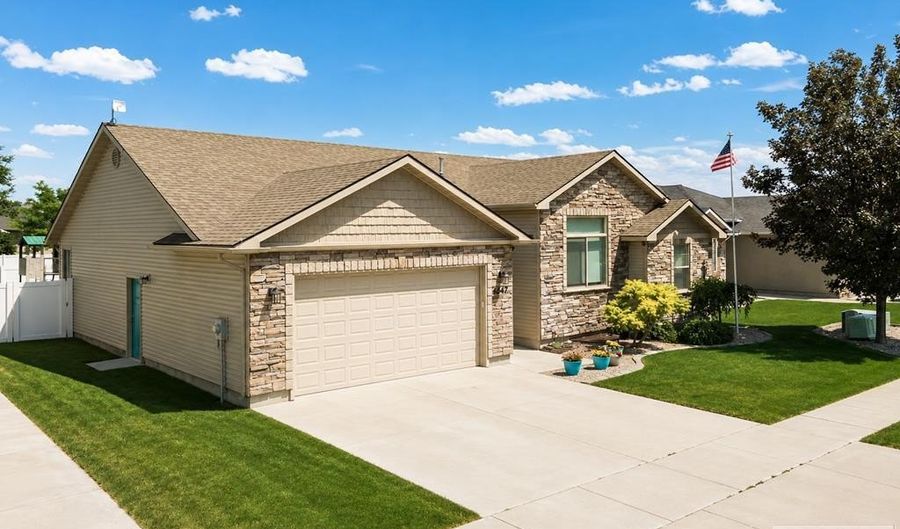 4542 Independence, Chubbuck, ID 83202 - 5 Beds, 3 Bath