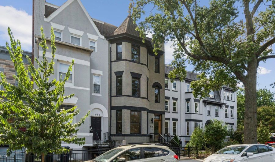 1032 LAMONT St NW B, Washington, DC 20010 - 3 Beds, 3 Bath