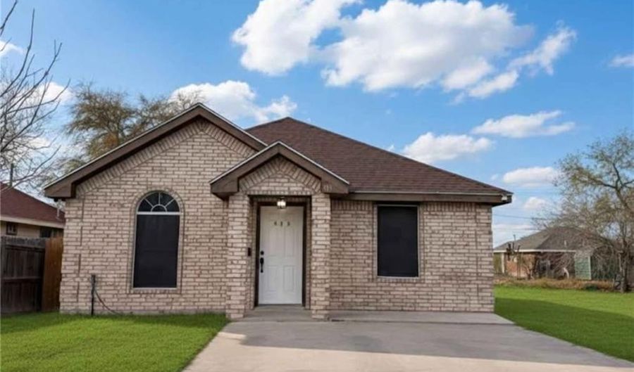 413 W Adams Ave, Alton, TX 78573 - 3 Beds, 2 Bath