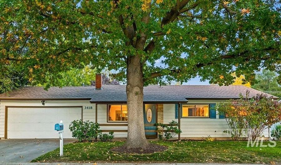 3418 N Red Oak Dr, Boise, ID 83703 - 4 Beds, 2 Bath