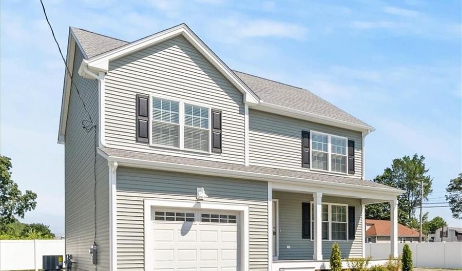 7 Betsey Williams Dr, Warwick, RI 02889 - 3 Beds, 3 Bath