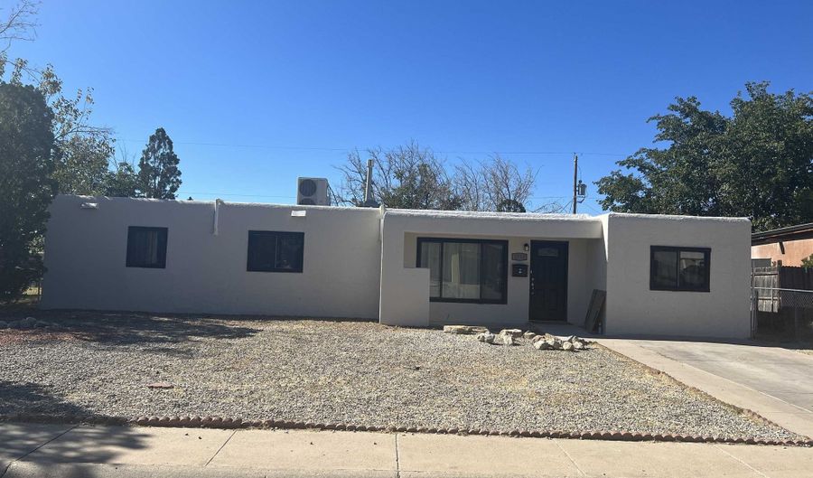 1733 Van Ct, Alamogordo, NM 88310 - 3 Beds, 2 Bath