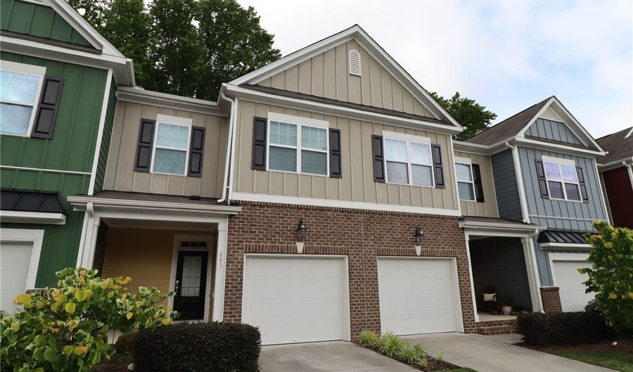 641 Briarcliff St, Apex, NC 27502 - 3 Beds, 3 Bath