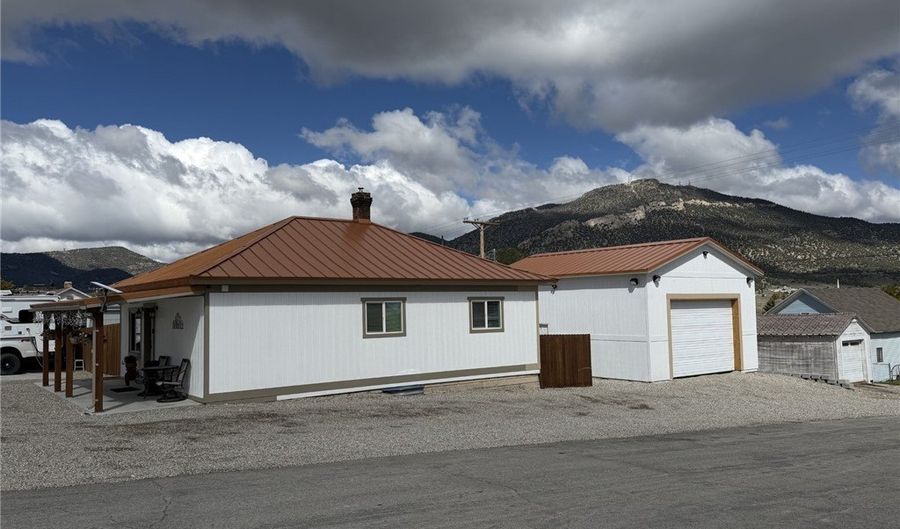 949 Avenue H, Ely, NV 89301 - 2 Beds, 2 Bath