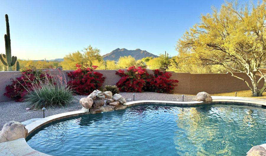 6732 E ASHLER HILLS Dr, Cave Creek, AZ 85331 - 5 Beds, 3 Bath