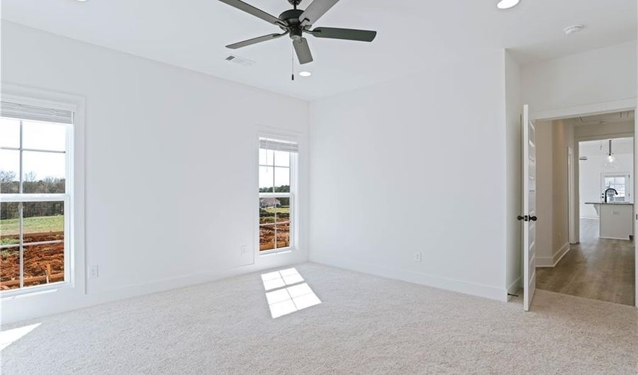 91 BRADLEY Ln, Auburn, AL 36830 - 2 Beds, 2 Bath