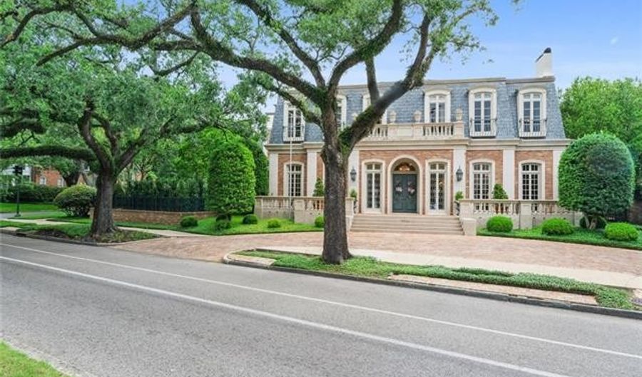 5931 ST. CHARLES Ave, New Orleans, LA 70115 - 5 Beds, 10 Bath