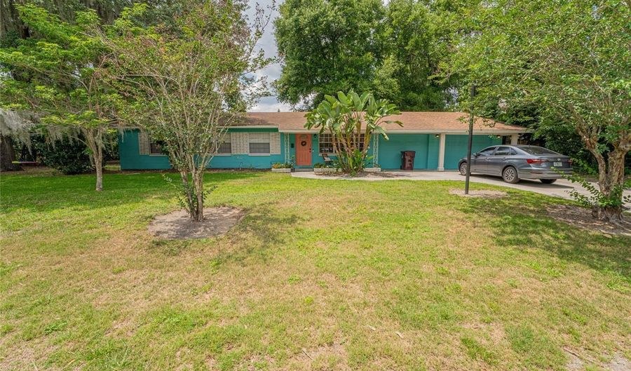640 ROBERTA Ave, Orlando, FL 32803 - 3 Beds, 2 Bath