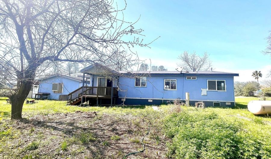 5321 Pine St, Anderson, CA 96007 - 3 Beds, 2 Bath