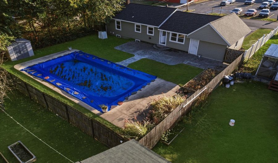 1 Winston Pl, Albany, NY 12205 - 3 Beds, 1 Bath