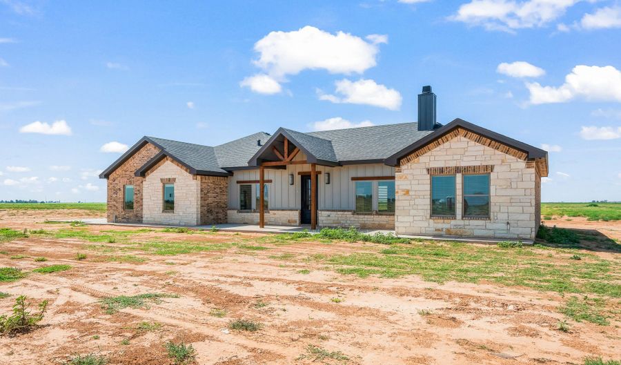 706 E F M 597, Abernathy, TX 79311 - 3 Beds, 3 Bath