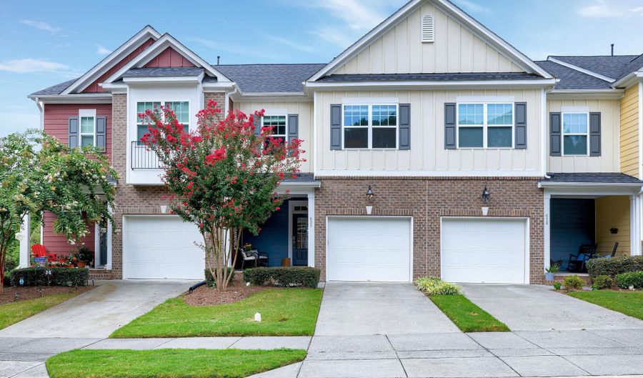 630 Briarcliff St, Apex, NC 27502 - 3 Beds, 3 Bath