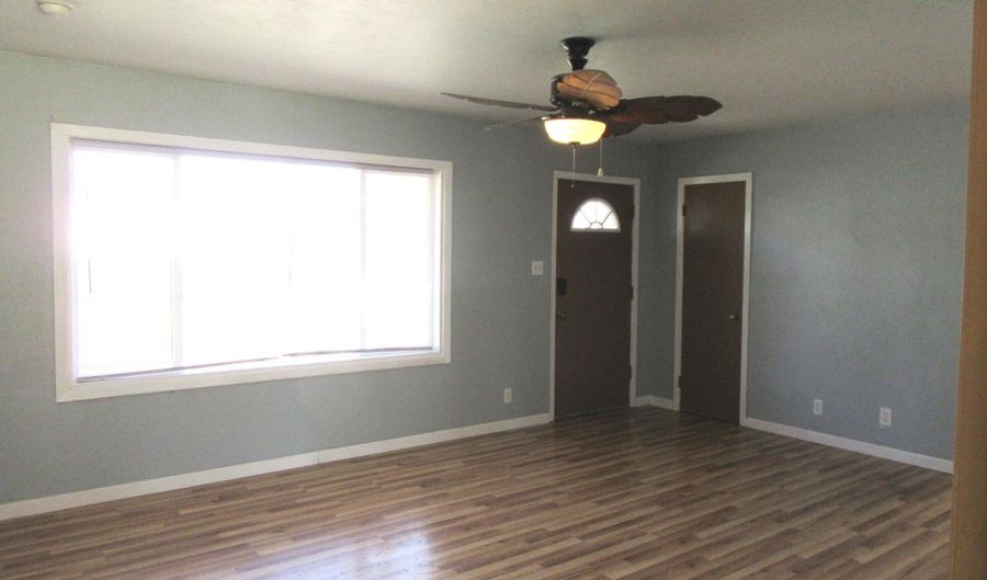 907 W 3rd St, Alturas, CA 96101 - 3 Beds, 2 Bath