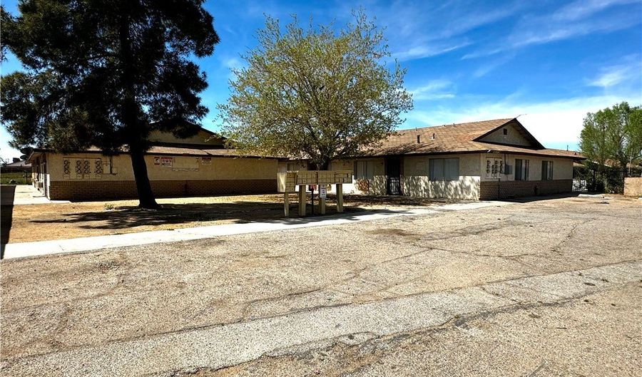 11661 White Ave, Adelanto, CA 92301 - 2 Beds, 1 Bath