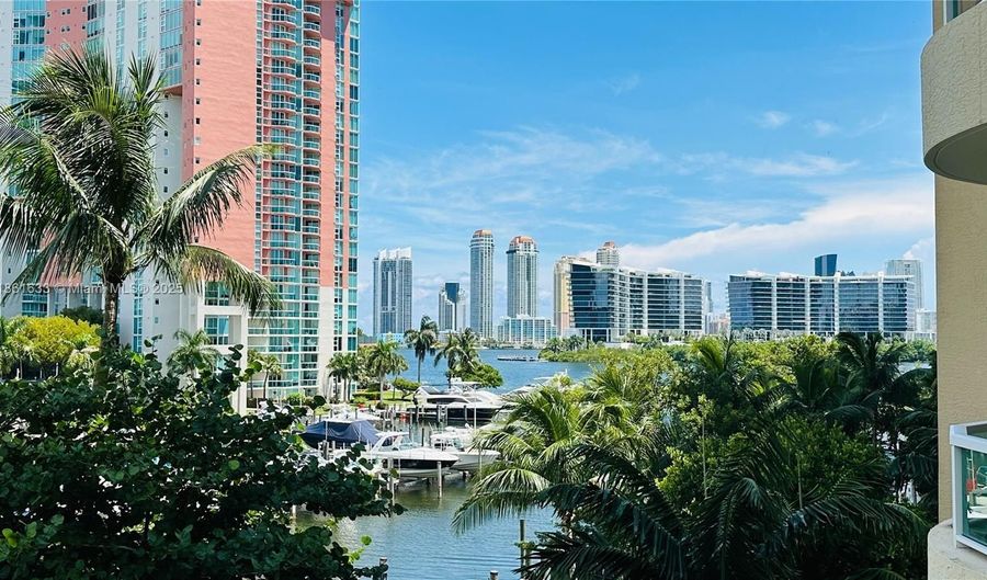 3340 NE 190th St 403, Aventura, FL 33180 - 3 Beds, 3 Bath