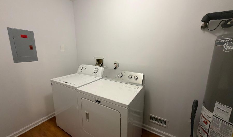 16 IROQUOIS Dr, Absecon, NJ 08205 - 2 Beds, 1 Bath