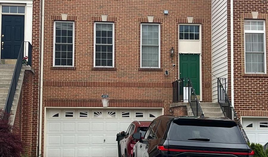 43723 BANSHEE HEIGHTS Ter, Ashburn, VA 20148 - 3 Beds, 4 Bath