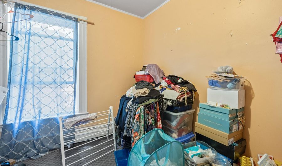5 Higgins St, Augusta, ME 04330 - 3 Beds, 2 Bath