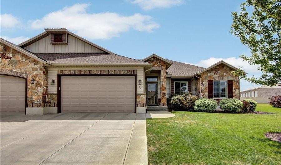 44 E 1300 N, Brigham City, UT 84302 - 2 Beds, 2 Bath
