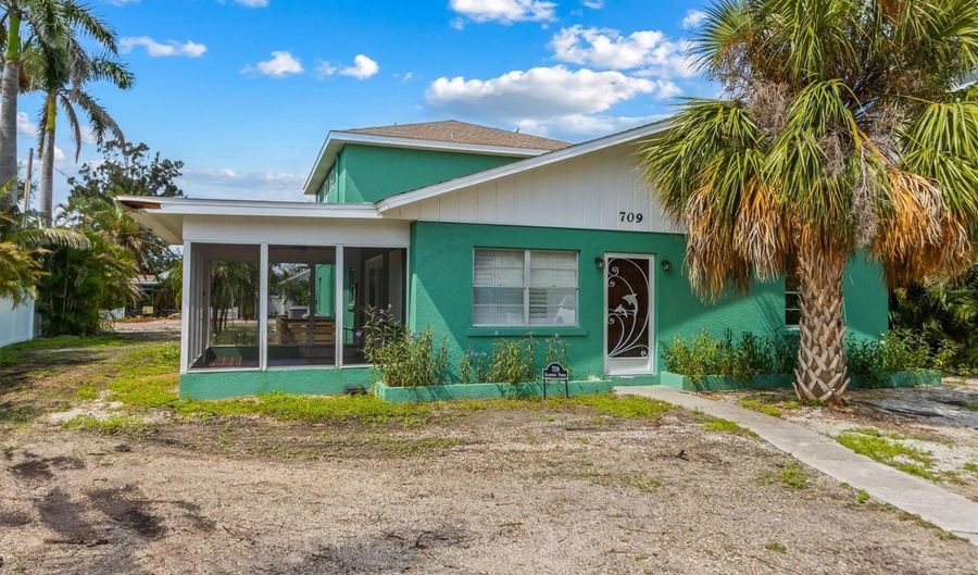709 GLADIOLUS St, Anna Maria, FL 34216 - 4 Beds, 3 Bath