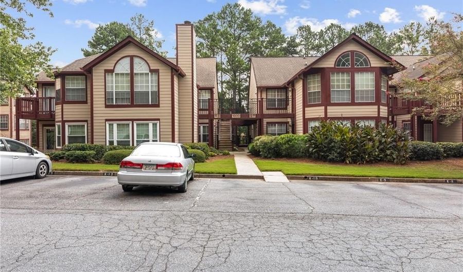 1004 Sandy Lane Dr, Alpharetta, GA 30022 - 2 Beds, 2 Bath