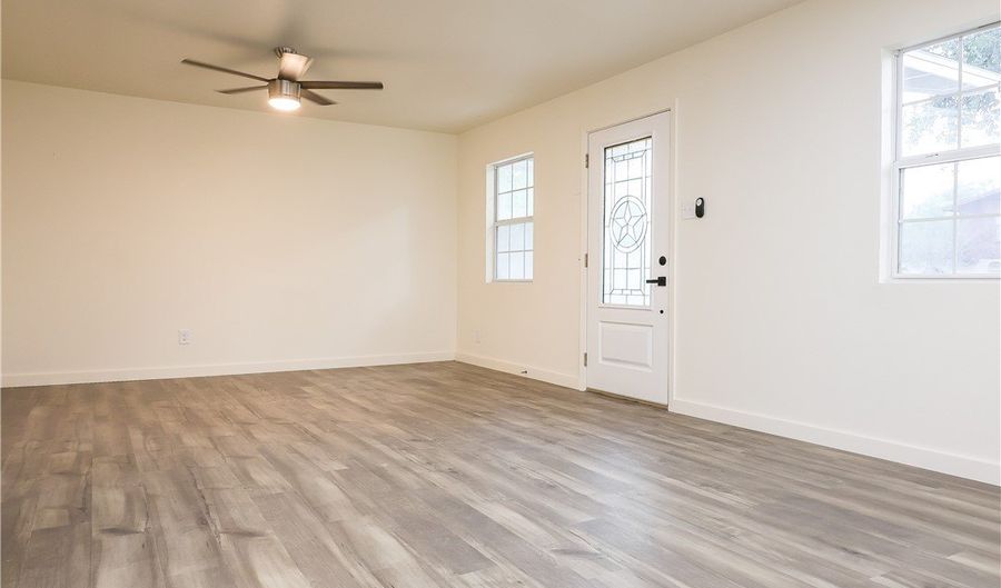 109 Dewey Ave, Alice, TX 78332 - 3 Beds, 2 Bath