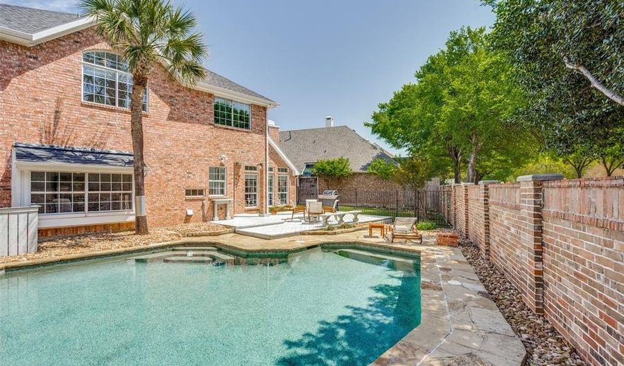 3744 Park Pl, Addison, TX 75001 - 3 Beds, 3 Bath