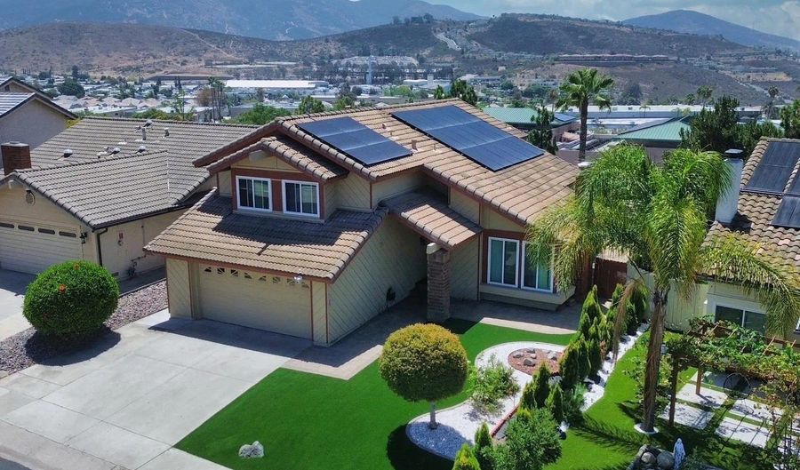 10295 Moorpark, Spring Valley, CA 91978 - 4 Beds, 3 Bath