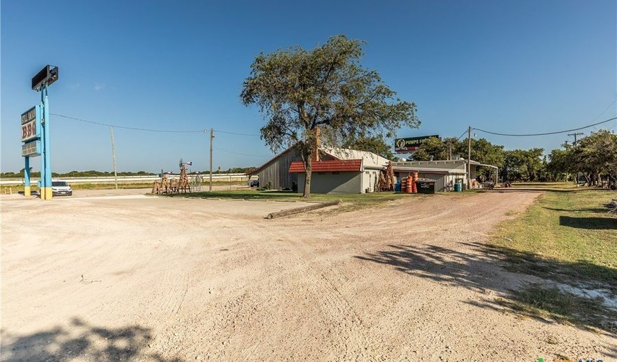212 S Hickory St, Abbott, TX 76621 - 0 Beds, 0 Bath