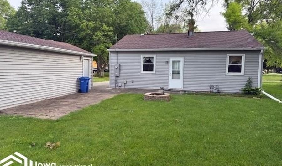 1314 E North St, Algona, IA 50511 - 2 Beds, 2 Bath