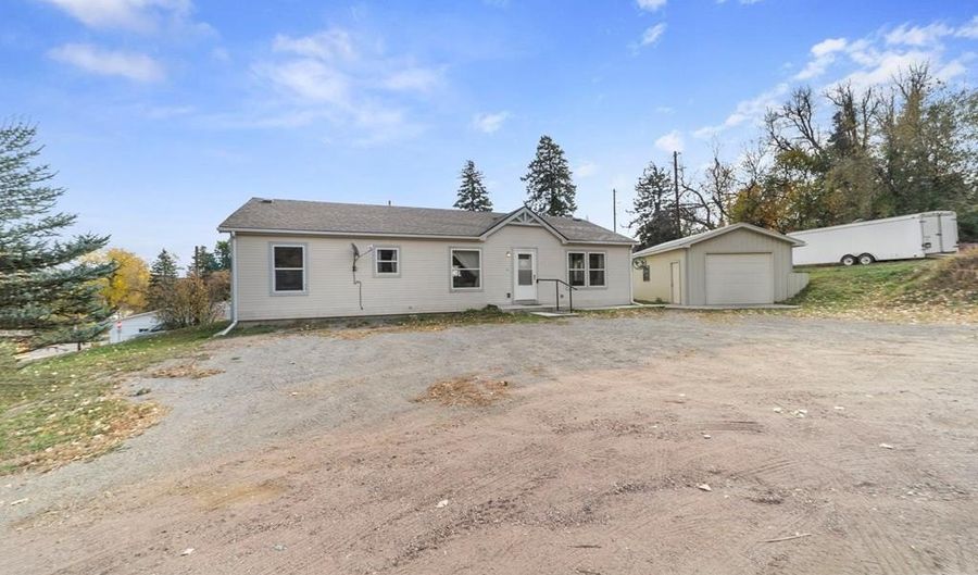 8906 Grand Ave, Beulah, CO 81023 - 3 Beds, 2 Bath