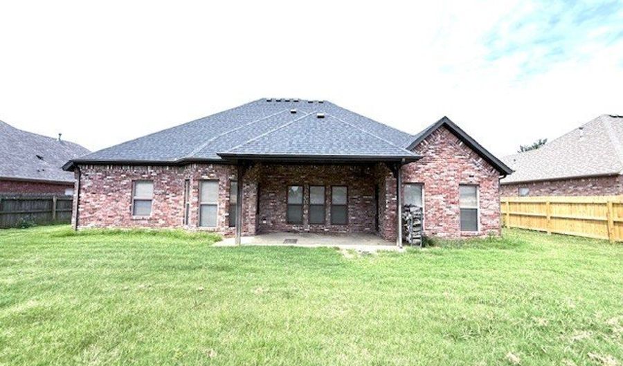 4205 SW Jasmine St, Bentonville, AR 72713 - 4 Beds, 3 Bath