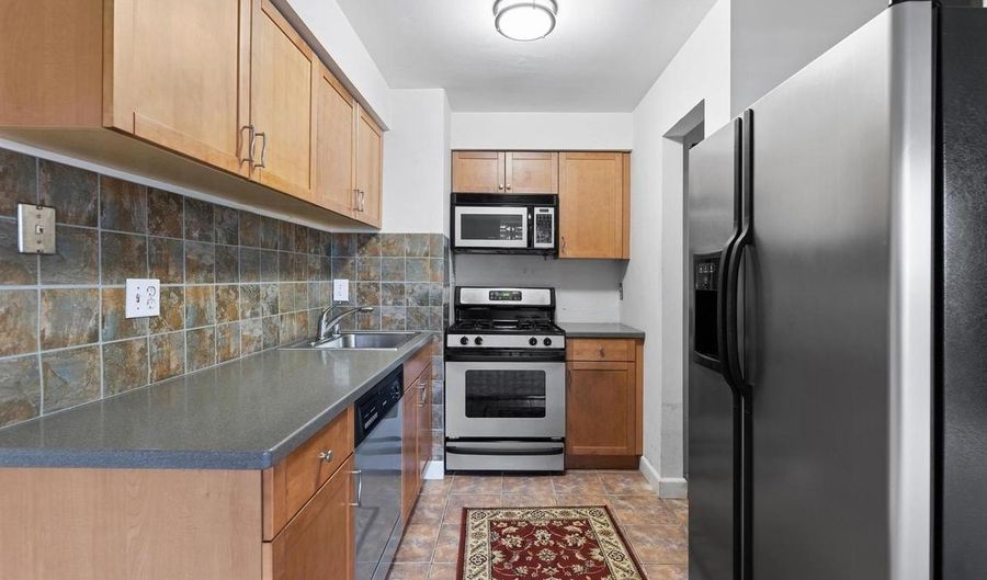 4420 BRIARWOOD Ct #44, Annandale, VA 22003 - 1 Beds, 1 Bath