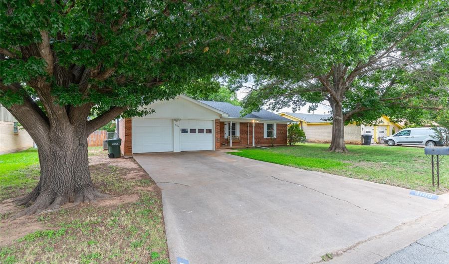 3109 Meander St, Abilene, TX 79602 - 3 Beds, 2 Bath
