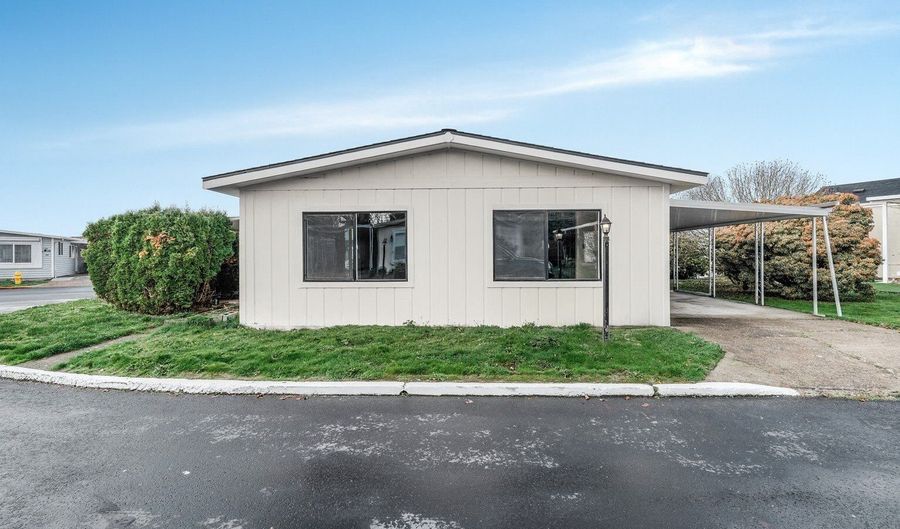 871 SW LIBERTY BELL Dr 474, Beaverton, OR 97006 - 2 Beds, 2 Bath