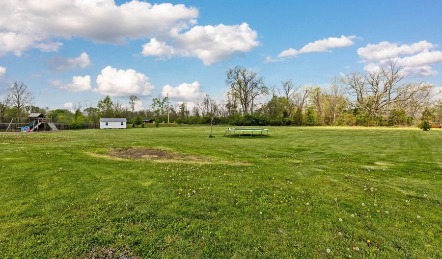 202 County Road 24, Ashley, OH 43003 - 4 Beds, 3 Bath