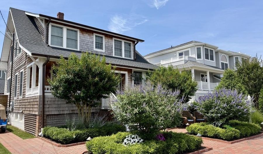 112 8TH St E, Beach Haven, NJ 08008 - 5 Beds, 3 Bath