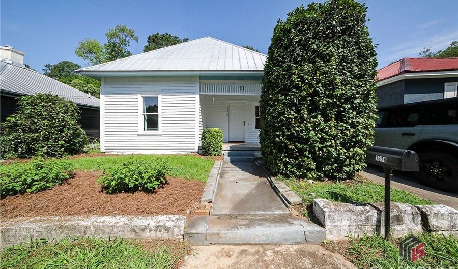 1378 W Hancock Ave, Athens, GA 30606 - 2 Beds, 1 Bath