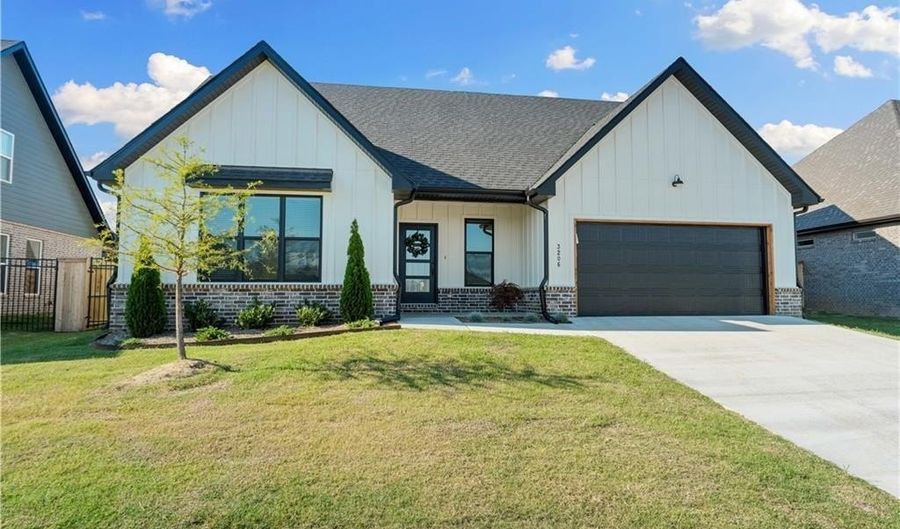 3206 SW Rosemont Ave, Bentonville, AR 72713 - 4 Beds, 3 Bath