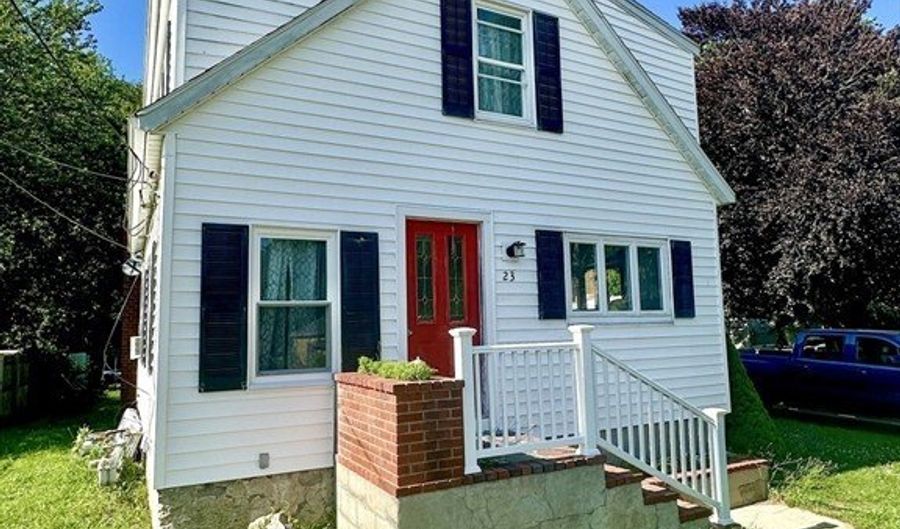 23 Bardsley St, Acushnet, MA 02743 - 3 Beds, 1 Bath
