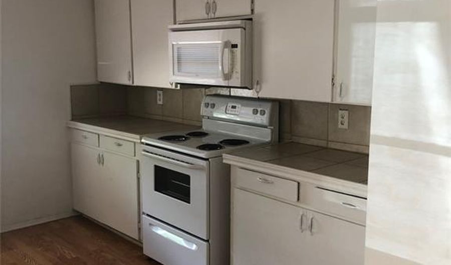 318 N 13th St, Abilene, TX 79601 - 3 Beds, 1 Bath