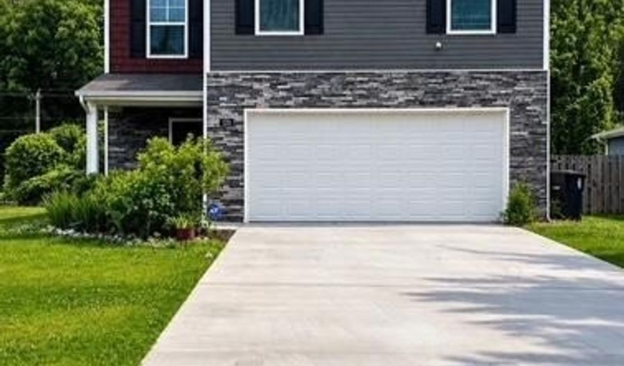 123 Belle Way, Athens, TN 37303 - 3 Beds, 3 Bath