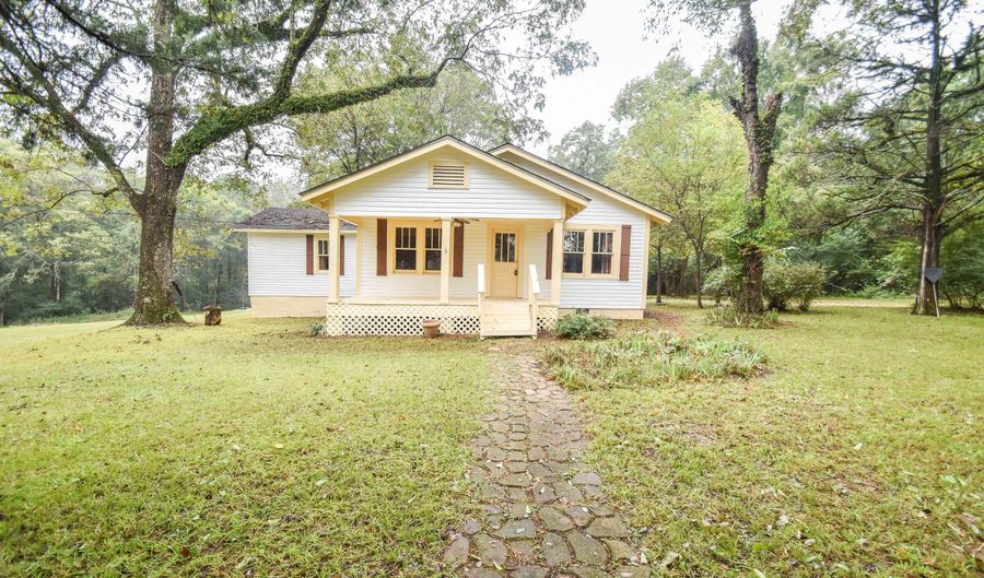 104 Overby St, Brandon, MS 39042 - 3 Beds, 2 Bath