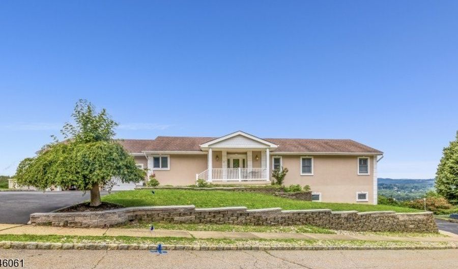 59 Livingston Ave, Andover, NJ 07801 - 4 Beds, 3 Bath
