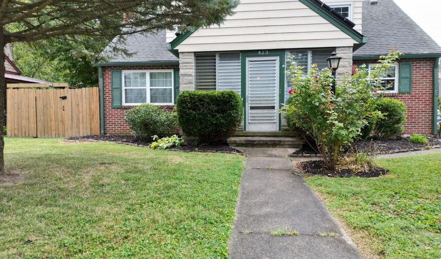 423 W Catherine St, Batesville, IN 47006 - 3 Beds, 3 Bath