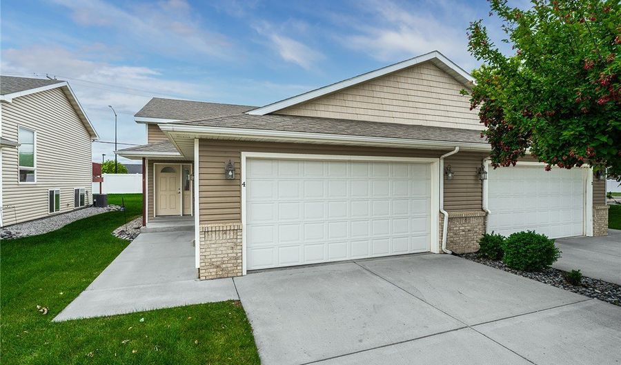 1525 Bench Blvd #4, Billings, MT 59105 - 3 Beds, 2 Bath