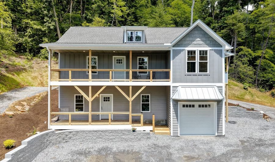 73 Rocking Porch Rd, Asheville, NC 28805 - 4 Beds, 3 Bath