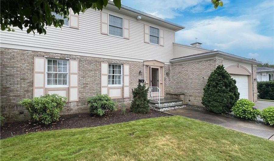 150 Central Ave, Johnston, RI 02919 - 4 Beds, 3 Bath