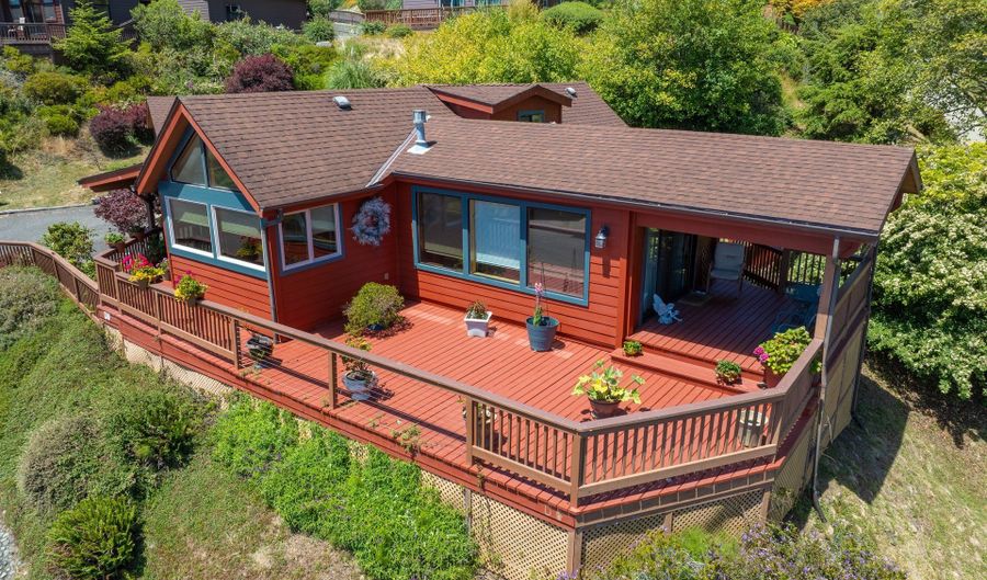 19921 WHALESHEAD Rd U6, Brookings, OR 97415 - 2 Beds, 1 Bath