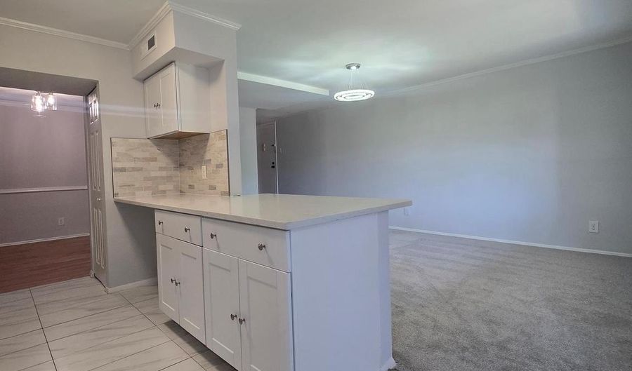 11210 CHERRY HILL Rd 116, Beltsville, MD 20705 - 3 Beds, 2 Bath